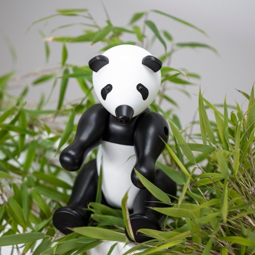 Kay B Panda WWF Stor