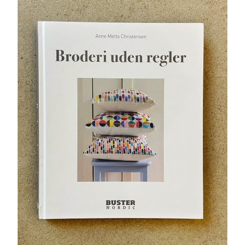 Broderi uden regler