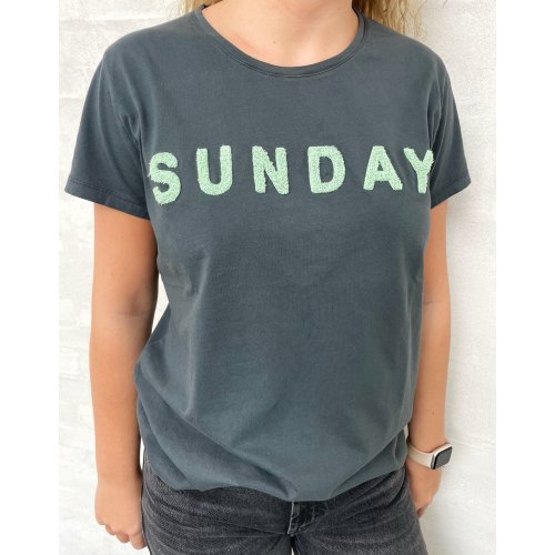 T-shirt Sunday