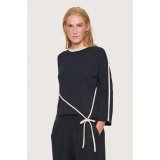 Saku Blouse